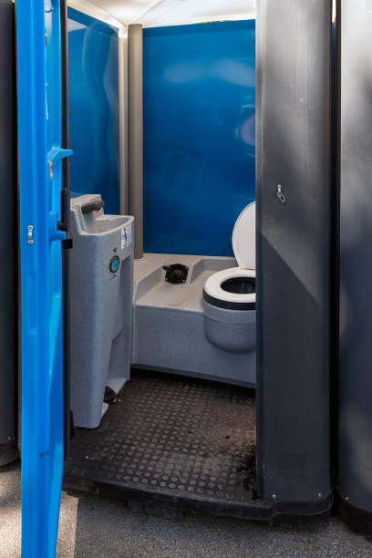 Best Luxury portable toilet rental  in East Riverdale, MD